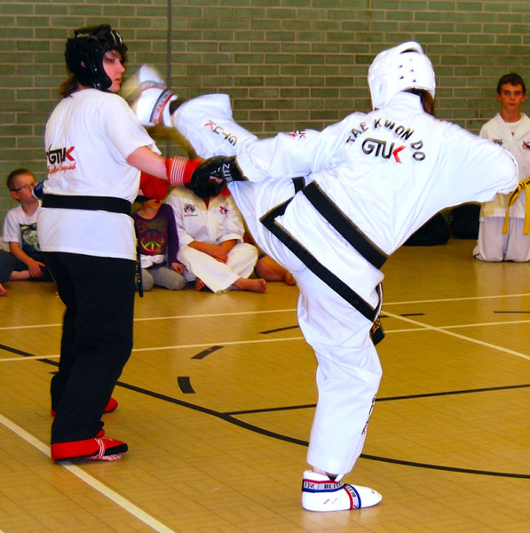 soph-and-jenna-beccles-taekwondo